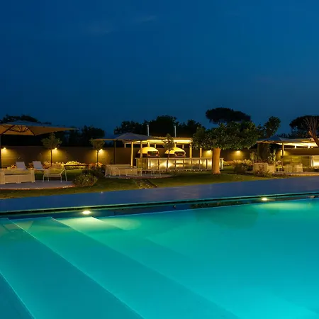 Hotel Secret Garden &