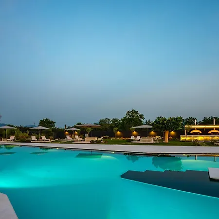 Secret Garden & Hotel