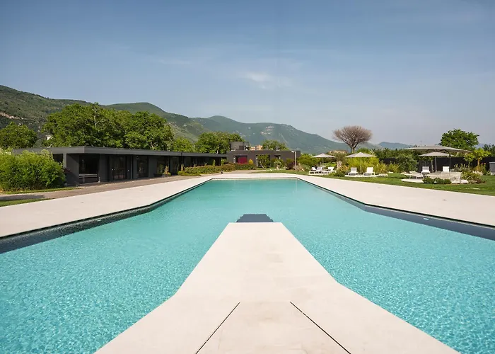 Secret Garden & Szálloda