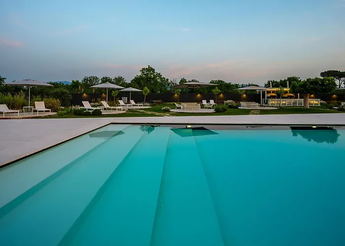 Secret Garden & Szálloda 2*